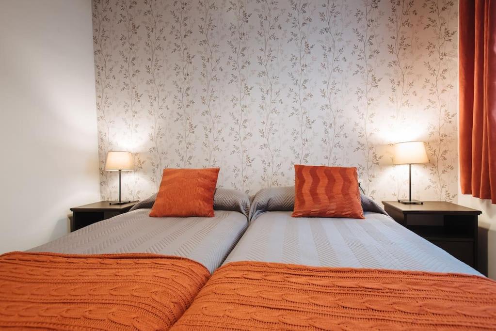 Ad2B Apartment, 300M From Cathedral With 2Br Sevilla Buitenkant foto